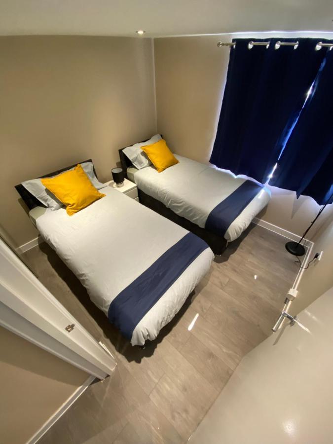 Stunning 1 Bedroom Flat In Wood Green 伦敦 外观 照片