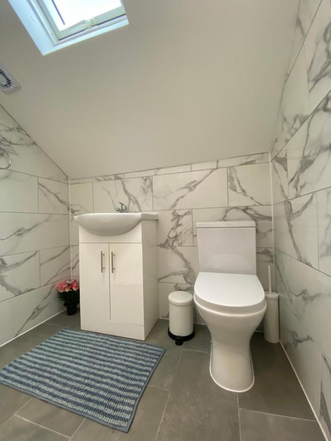 Stunning 1 Bedroom Flat In Wood Green 伦敦 外观 照片