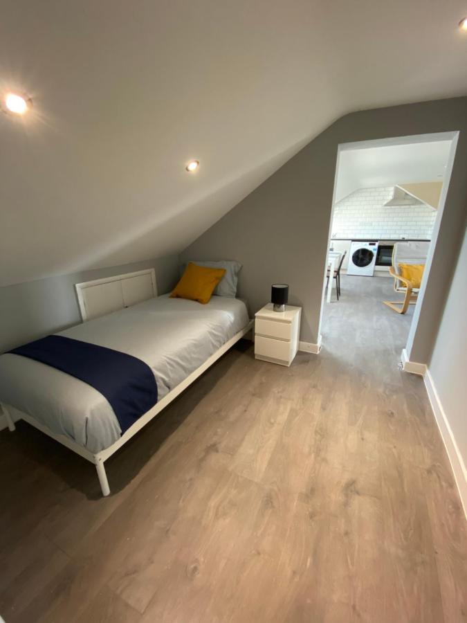 Stunning 1 Bedroom Flat In Wood Green 伦敦 外观 照片